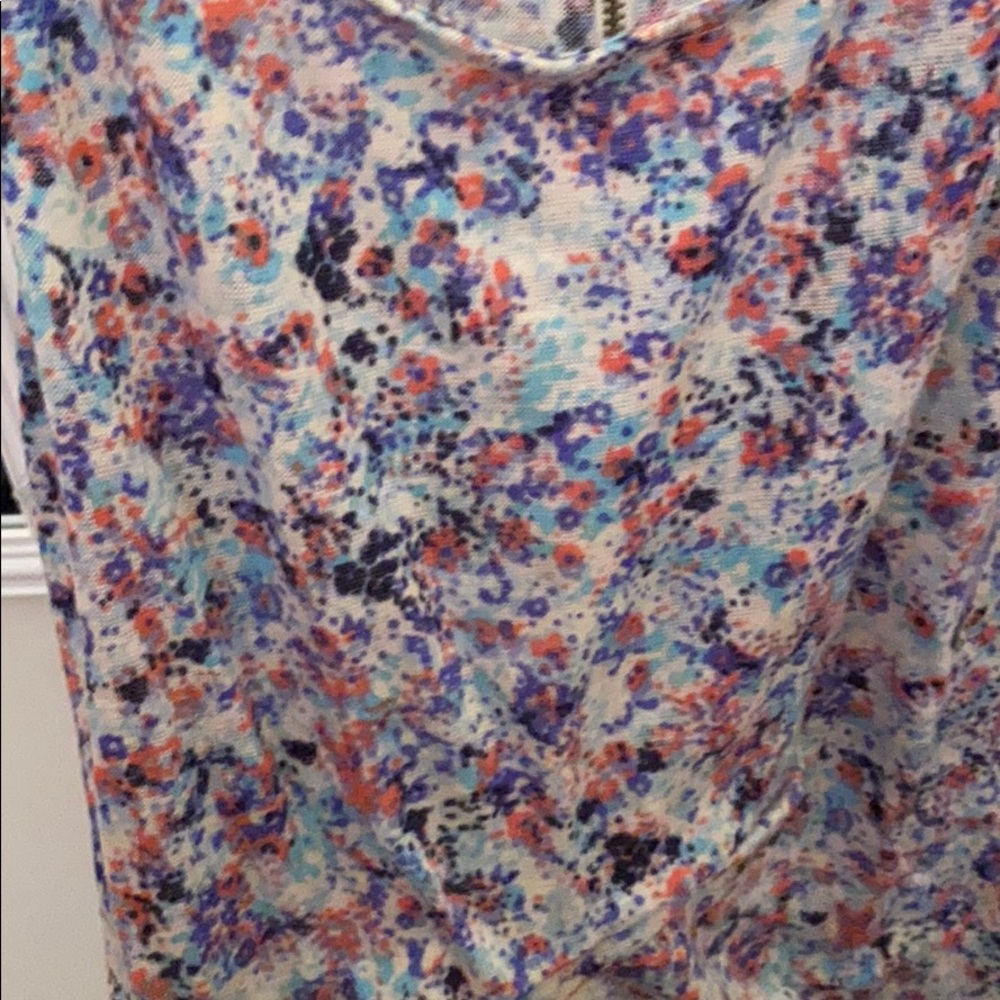 Patterned tank top - Picture 2 of 4